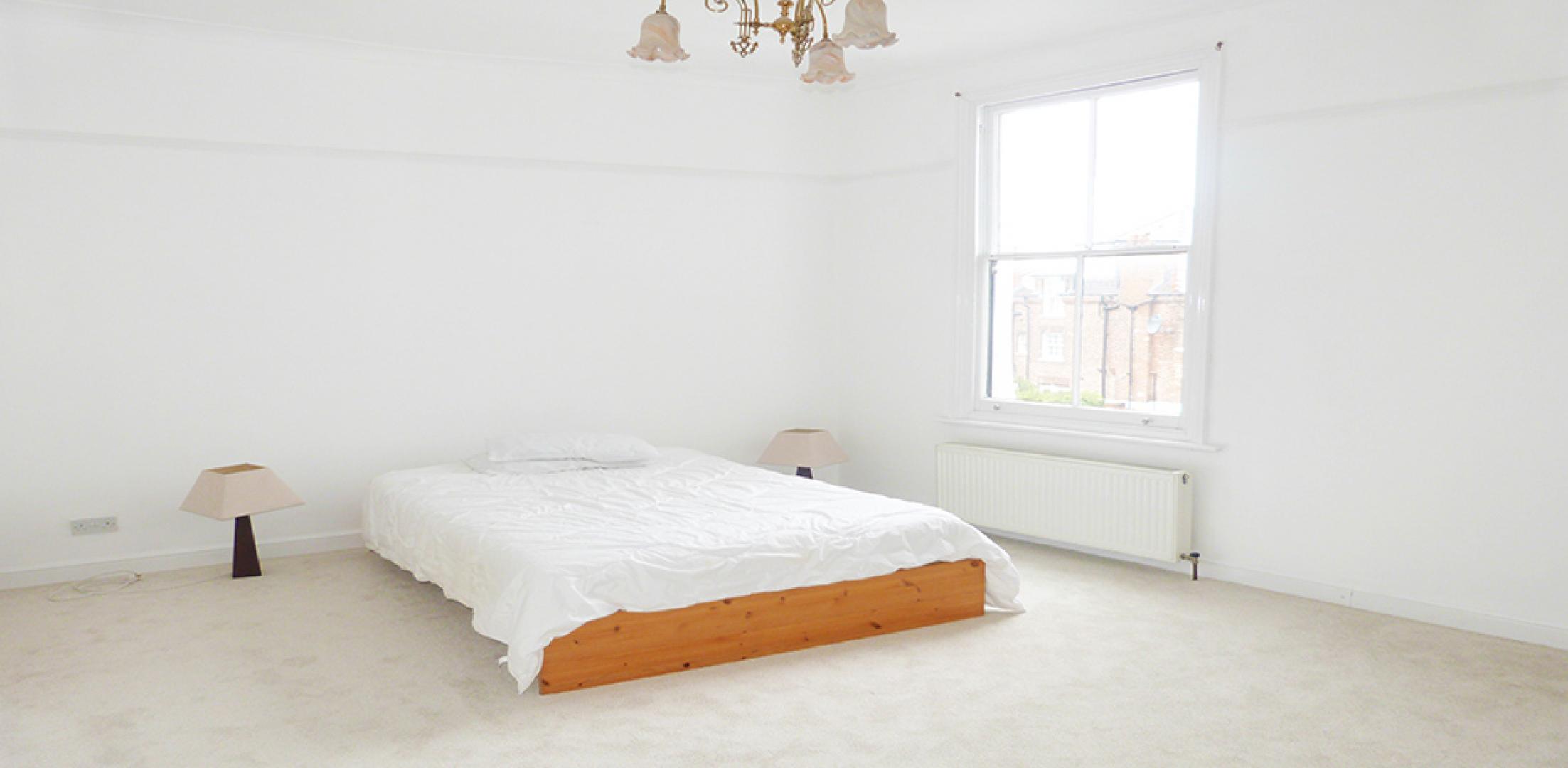 			LET, 3 Bedroom, 1 bath, 1 reception Flat			 Mill Lane, WEST HAMPSTEAD